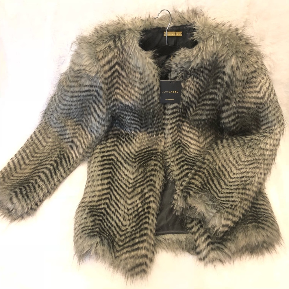 JLUX Label Faux Fur Coat S/M